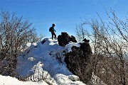 Alla piccola croce di cima Podona (1228 m) e alla grande croce dell’anticima (1183 m) da Salmezza l’8 marzo 2018 -  FOTOGALLERY